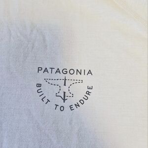 Patagonia XL t shirt, never worn, light weight